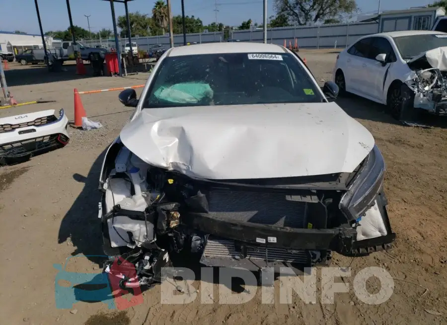 3KPF44AC2RE699571 Photo# 5