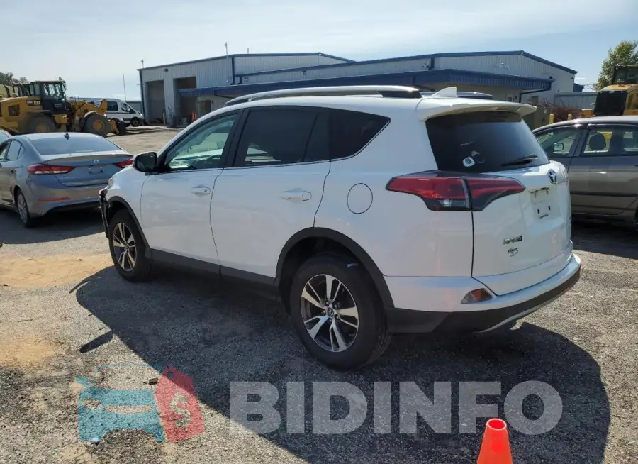 2T3RFREV8JW723686 Photo# 2