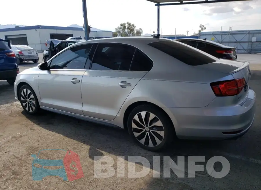 3VW637AJXGM217030 Photo# 2