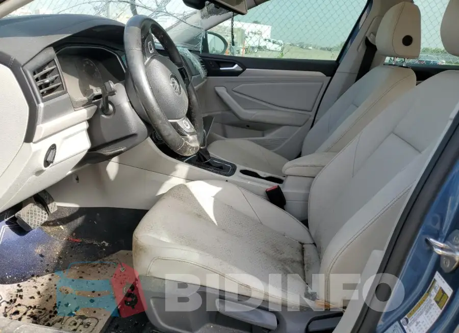 3VWCB7BU6KM224824 Photo# 7