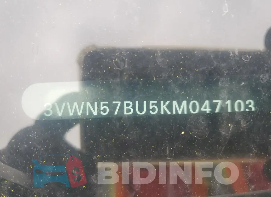 3VWN57BU5KM047103 Photo# 12