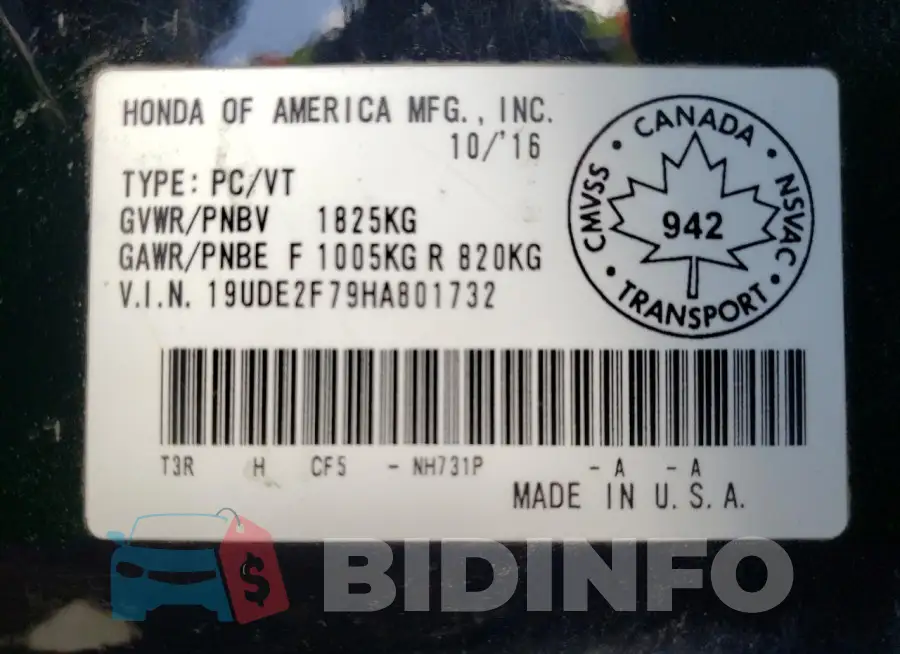 19UDE2F79HA801732 Photo# 10
