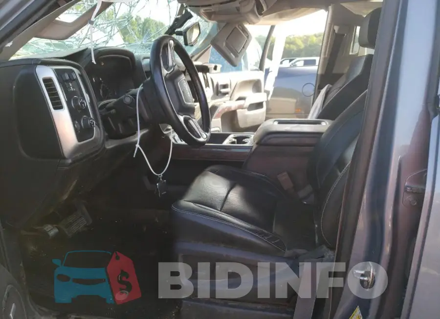 1GT12TE82GF118055 Photo# 7