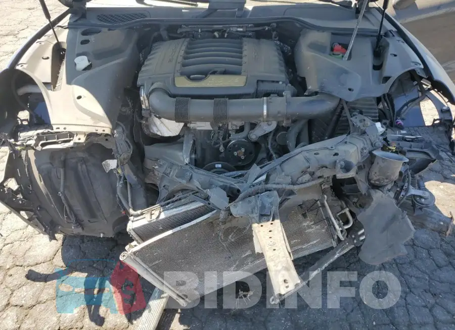 WP1AA2A25GKA10775 Photo# 12