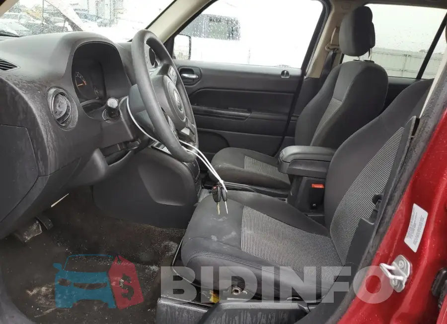 1C4NJRBB8FD311876 Photo# 7