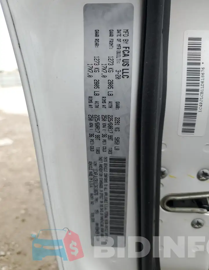 1C4PJLCB1LD618676 Photo# 13