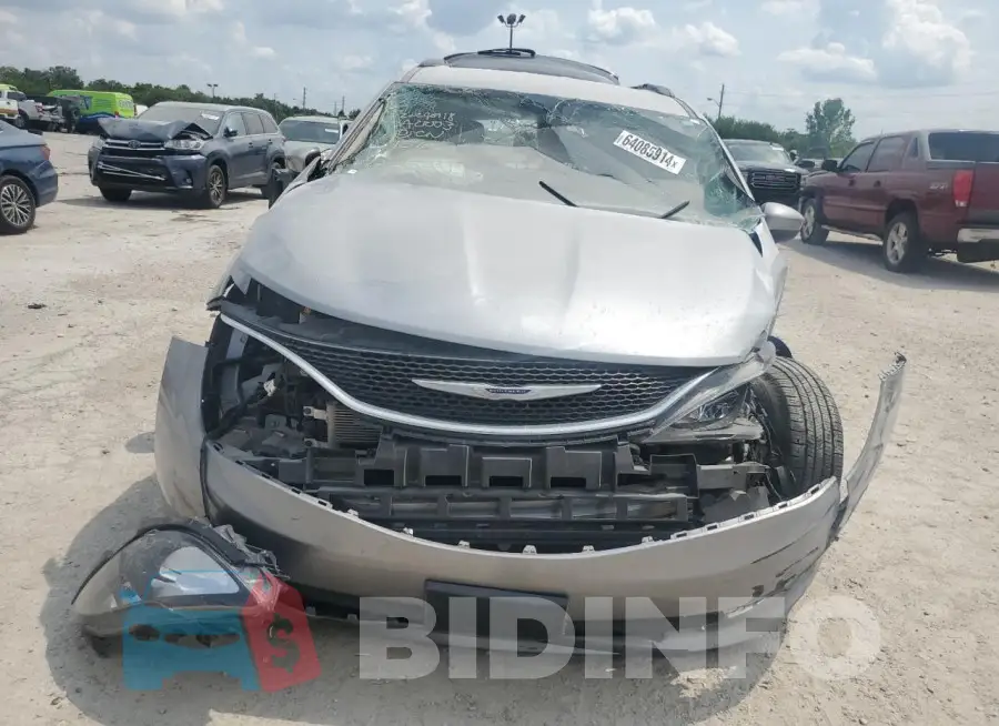 2C4RC1DG0LR151510 Photo# 5