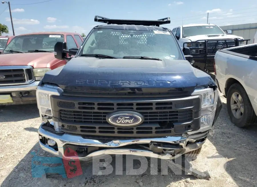 1FT7W2AA3PED42717 Photo# 5