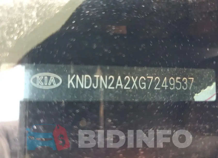 KNDJN2A2XG7249537 Photo# 13