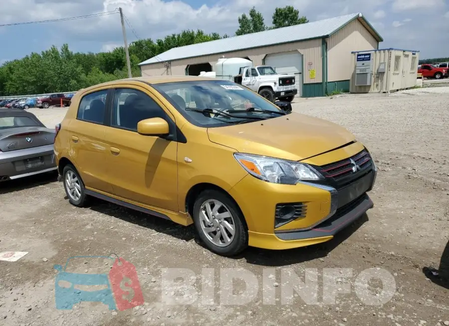 ML32AUHJ9MH004083 Photo# 4