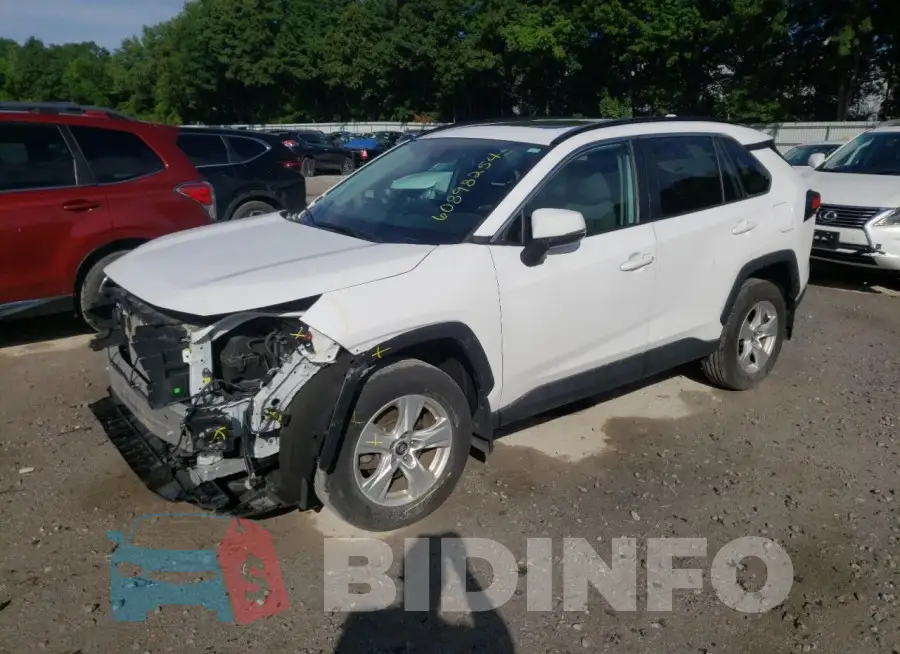 2T3P1RFV8MC156549 Photo# 1