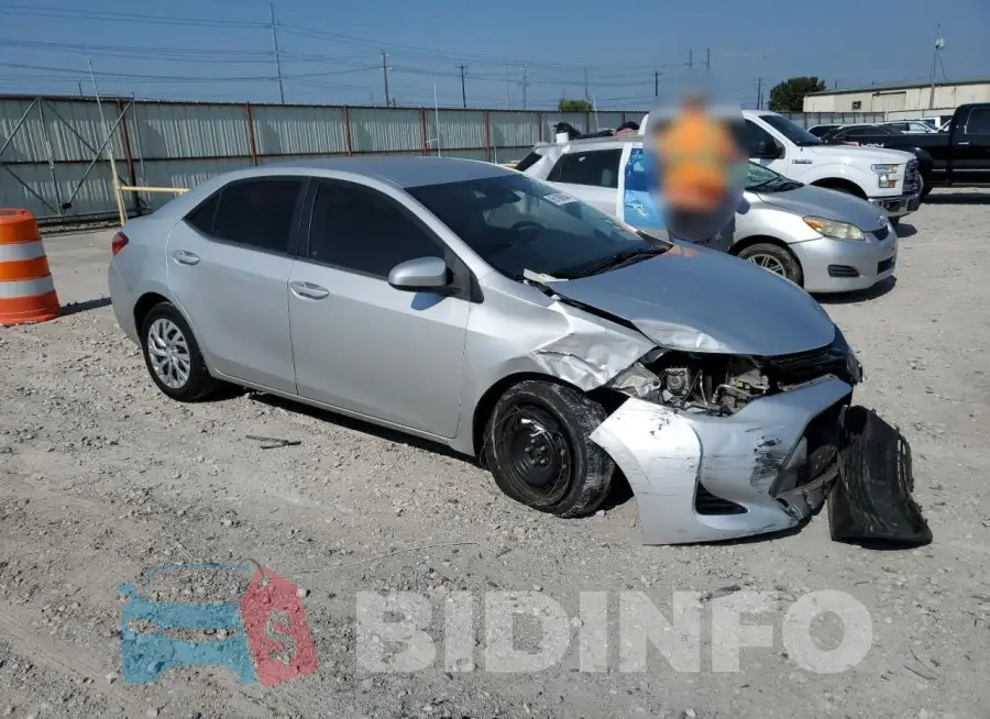 5YFBURHEXHP607946 Photo# 4