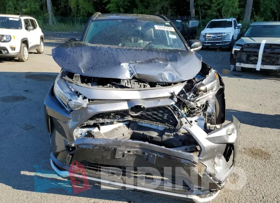 JTMFB3FV4MD056398 Photo# 5