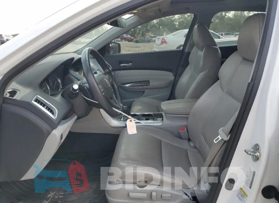 19UUB1F50GA000381 Photo# 7