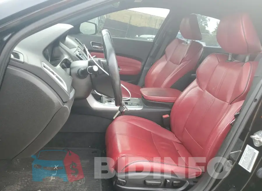 19UUB2F63JA013356 Photo# 7