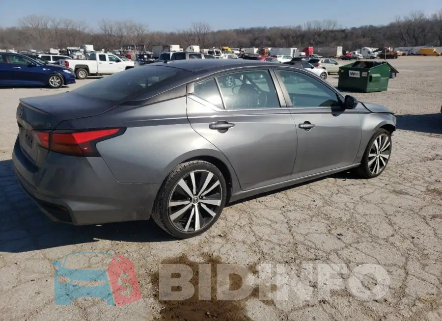 1N4BL4CV5LN311113 Photo# 3