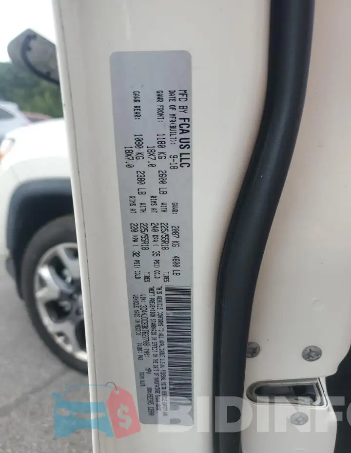 3C4NJDCB3KT627708 Photo# 13