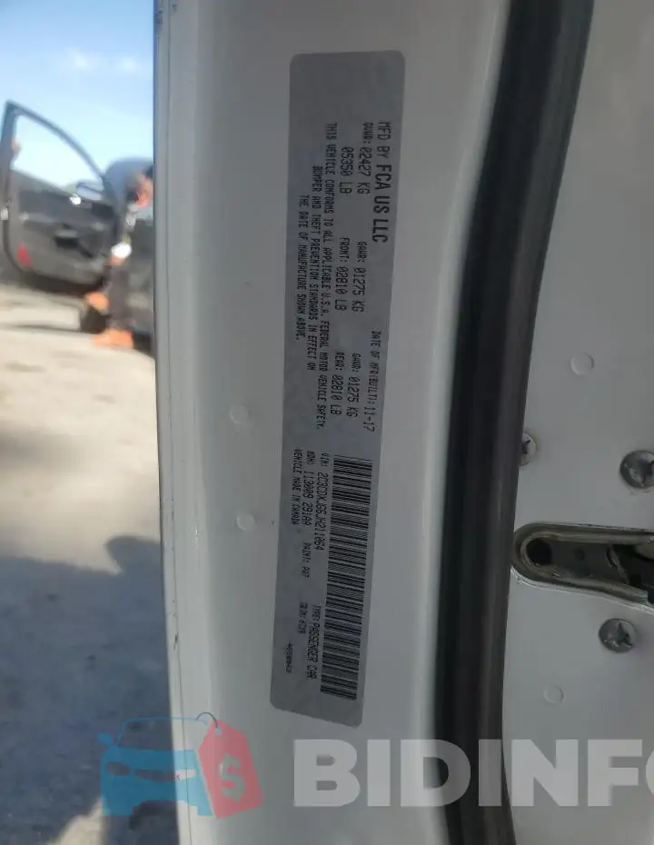 2C3CDXJG6JH211064 Photo# 12