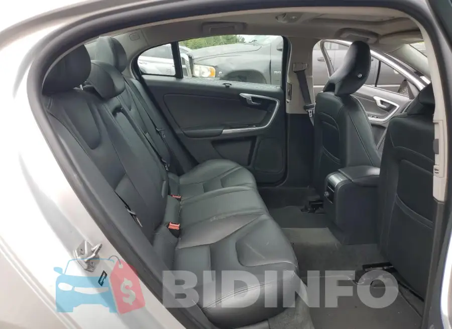 LYV402TK4HB135877 Photo# 10