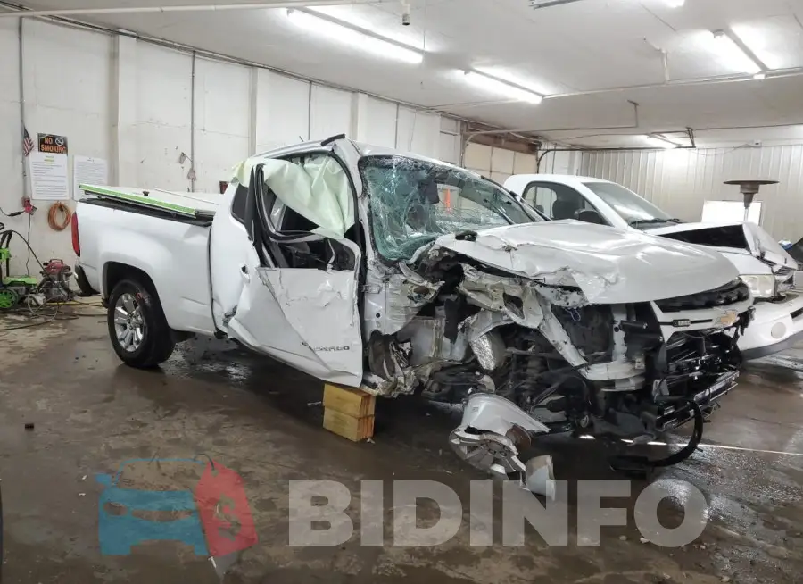 1GCHSCEA7M1223183 Photo# 4