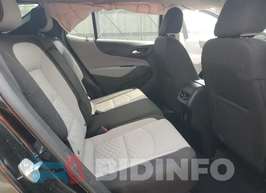 2GNAXHEV1M6156877 Photo# 11