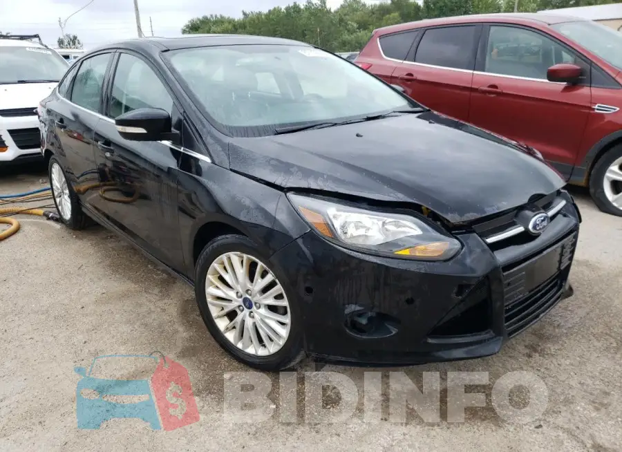 1FADP3J26JL287431 Photo# 4