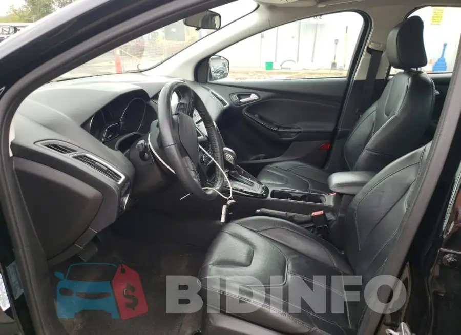 1FADP3J26JL287431 Photo# 7