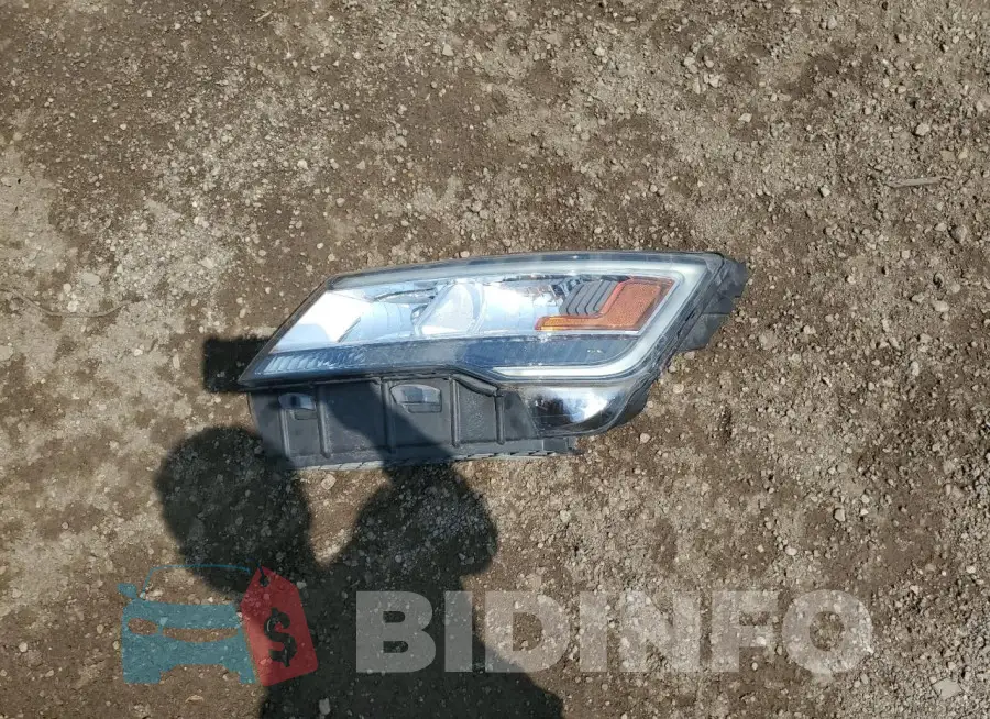 1FM5K8F83HGC37995 Photo# 12