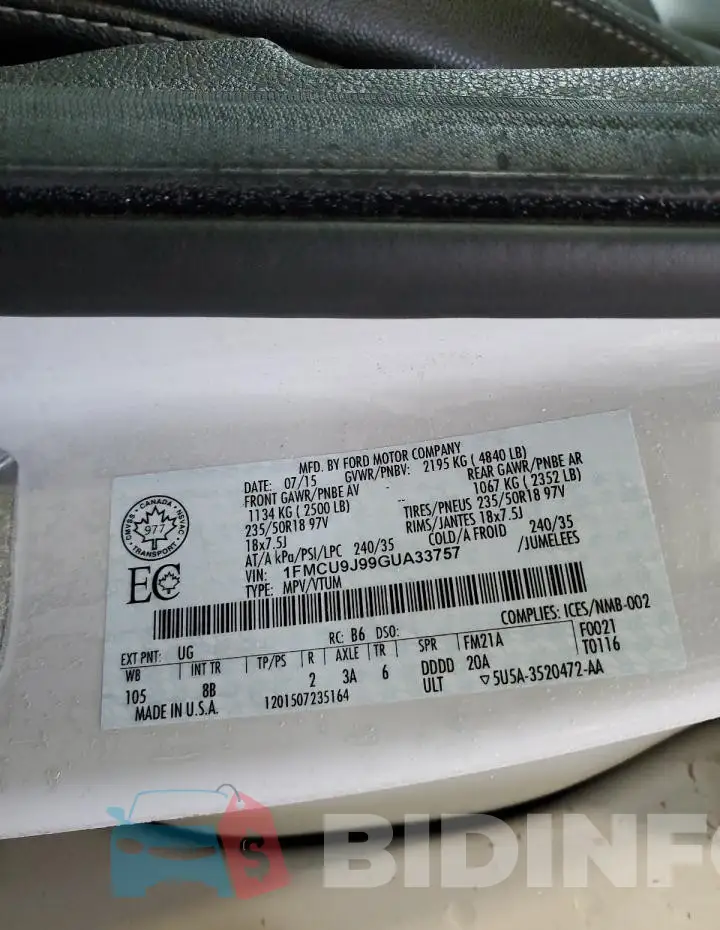 1FMCU9J99GUA33757 Photo# 13