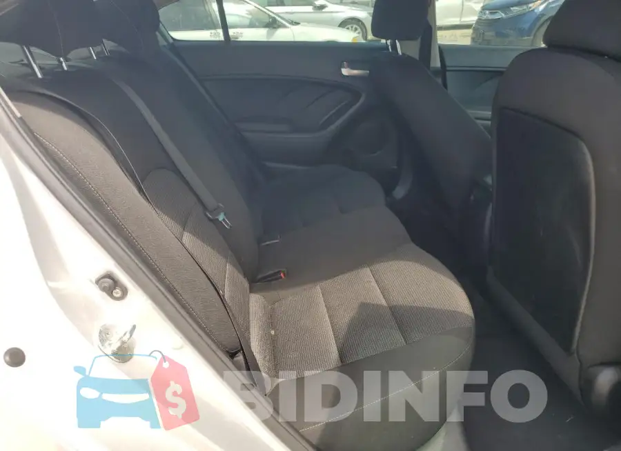 3KPFK4A71JE282911 Photo# 10