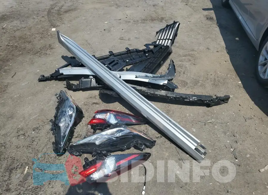 4T1C11AK4PU186348 Photo# 12