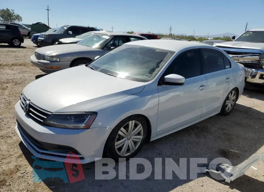 3VW167AJ6HM393284 Photo# 1
