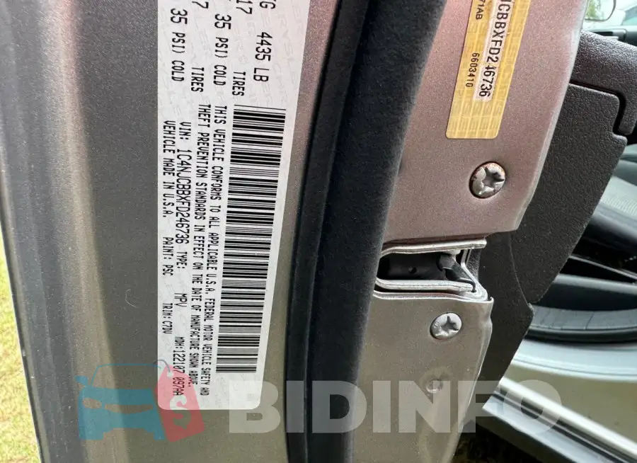 1C4NJCBBXFD246736 Photo# 10
