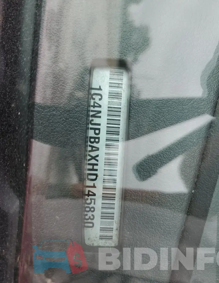 1C4NJPBAXHD145830 Photo# 14