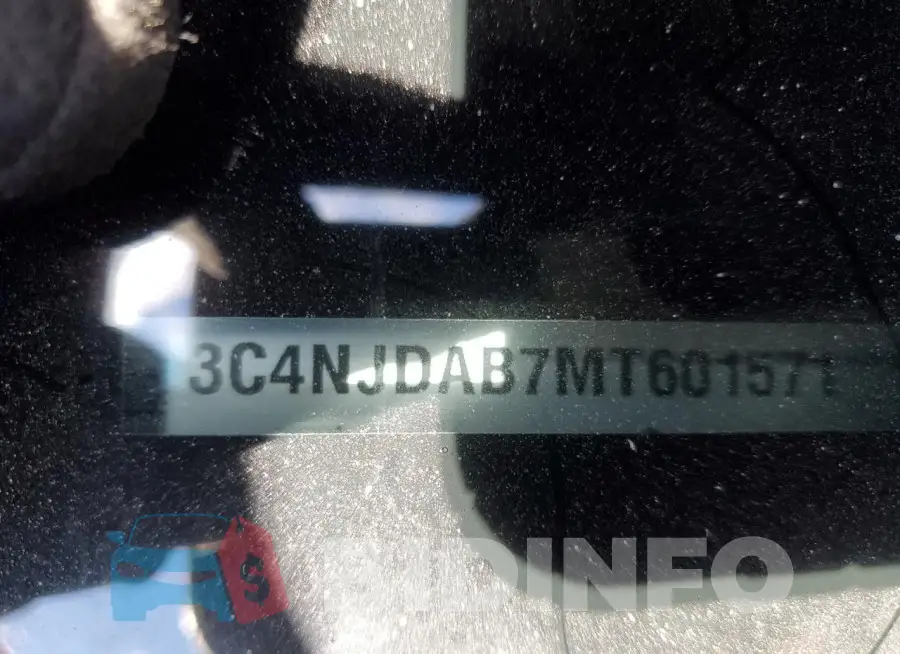 3C4NJDAB7MT601571 Photo# 13