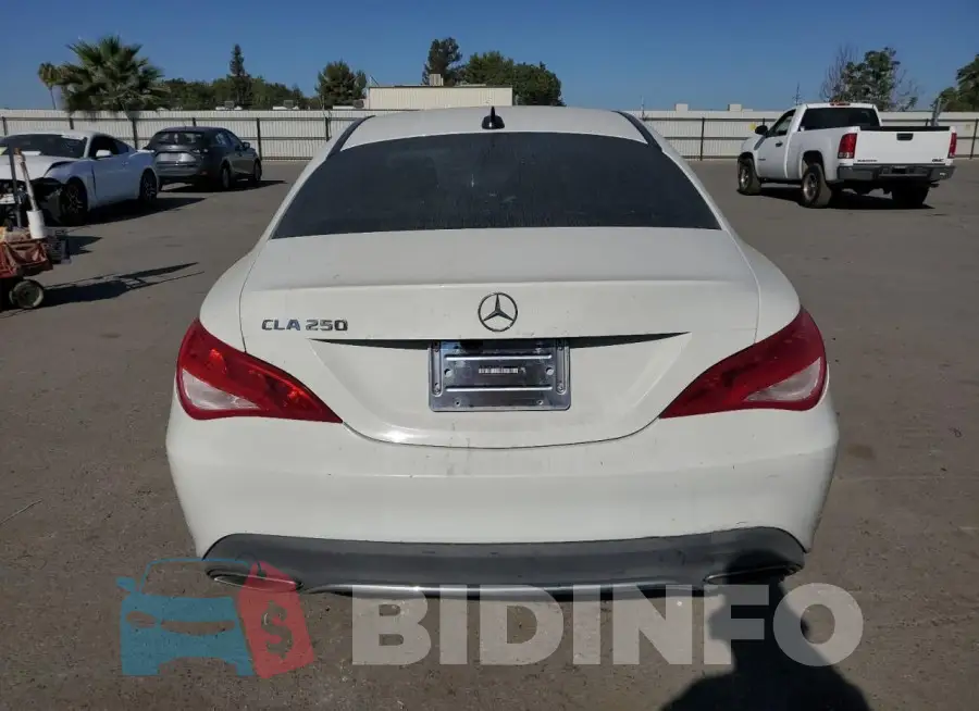 WDDSJ4EB9JN592483 Photo# 6