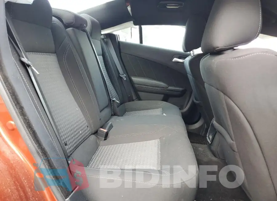 2C3CDXBG2PH519324 Photo# 10