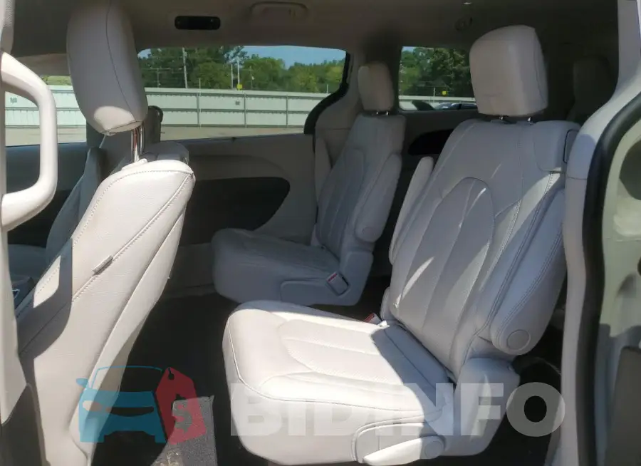 2C4RC1EG3HR669021 Photo# 11