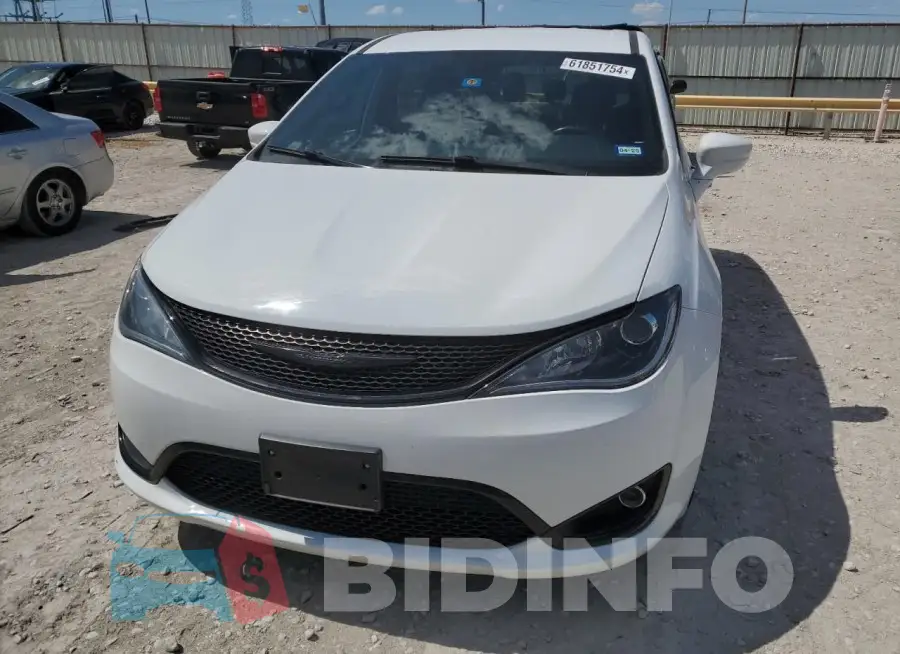 2C4RC1FG4KR574165 Photo# 5
