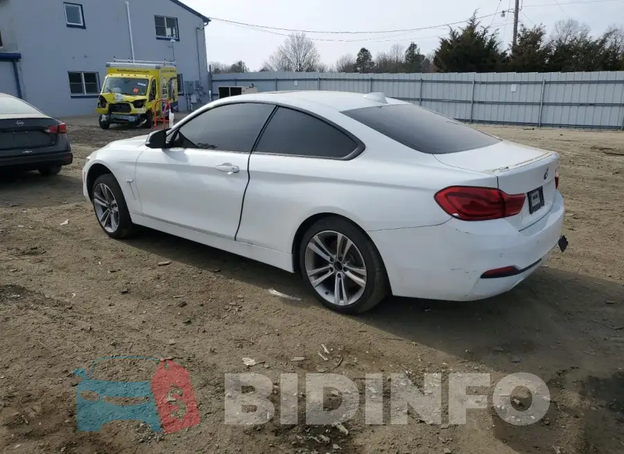 WBA4W9C51KAF98656 Photo# 2