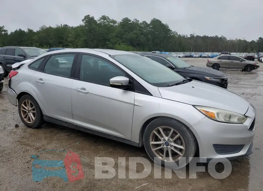 1FADP3F22GL217684 Photo# 4