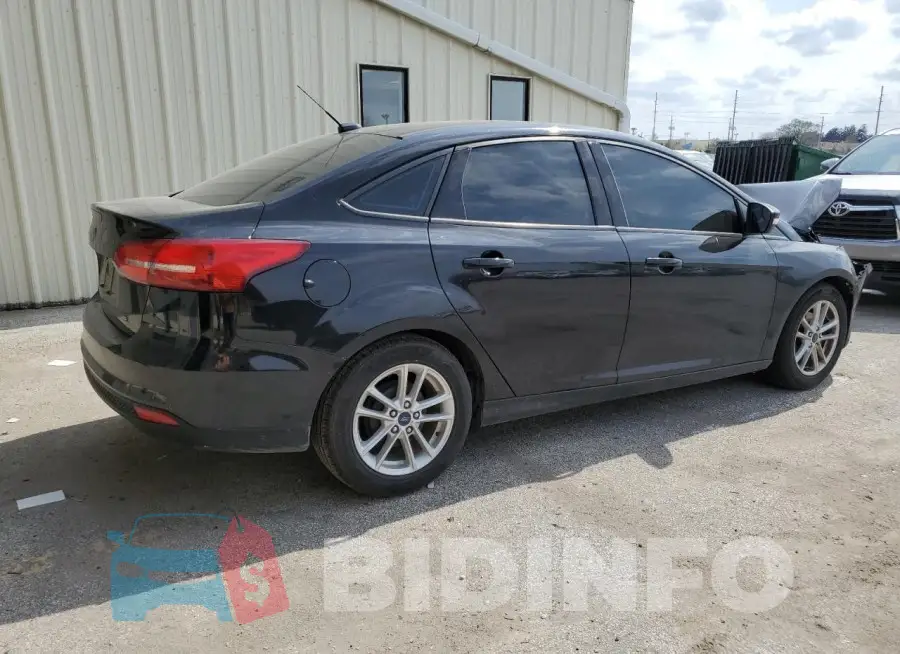 1FADP3F24HL327699 Photo# 3