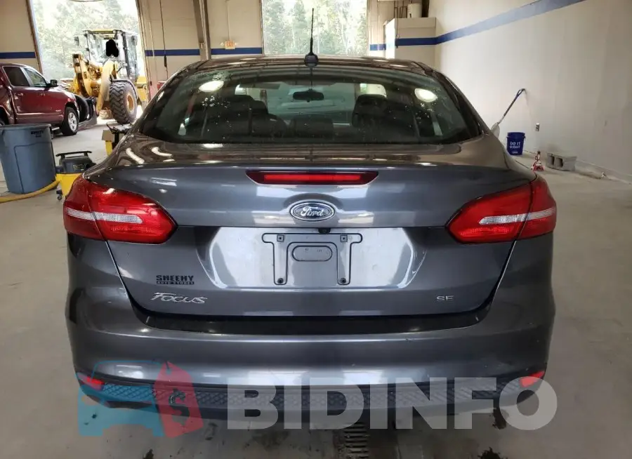 1FADP3F2XHL346435 Photo# 6