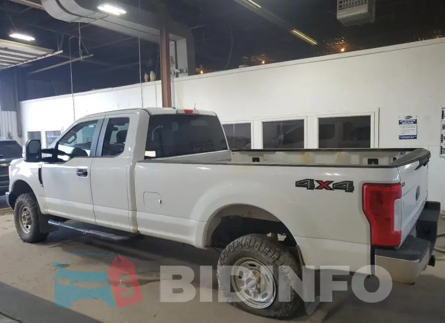 1FT7X2B60HED17556 Photo# 2
