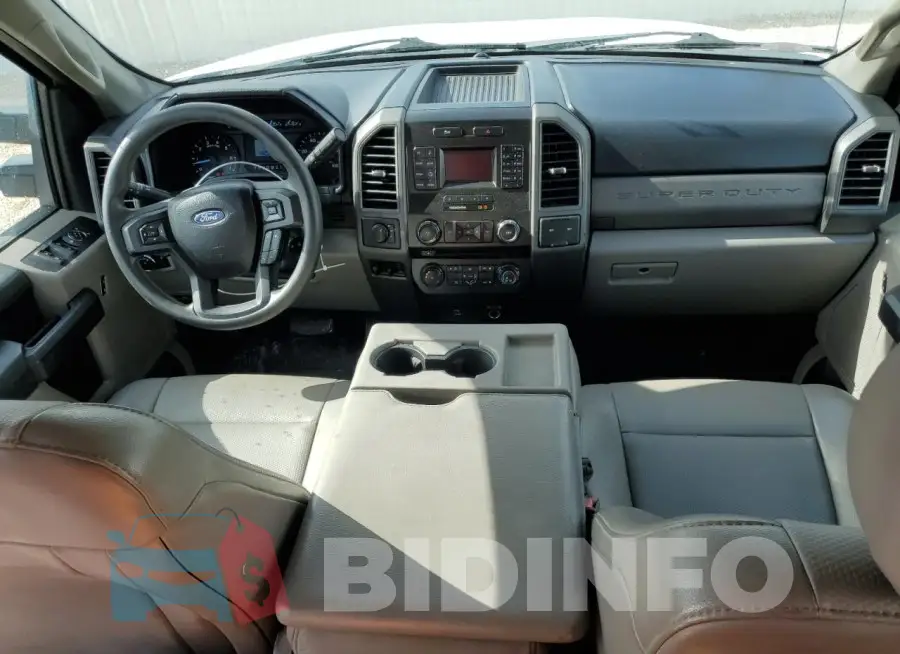 1FT7X2B68JEB22469 Photo# 8