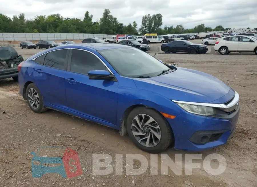 19XFC2F84HE005702 Photo# 4