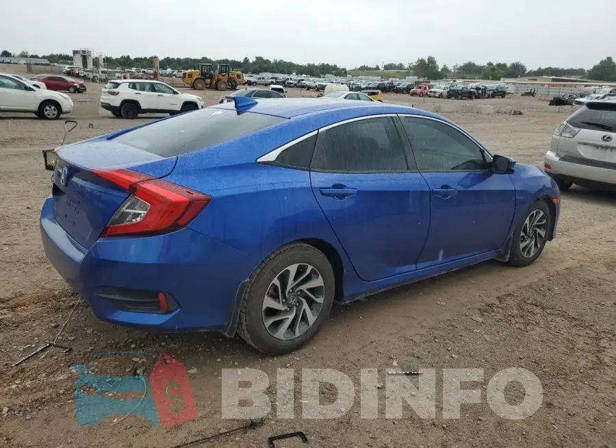 19XFC2F84HE005702 Photo# 3