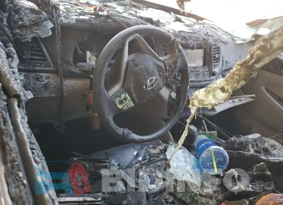KM8J33A4XJU708194 Photo# 8