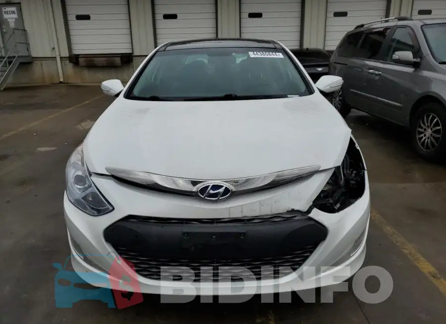 KMHEC4A42FA132150 Photo# 5
