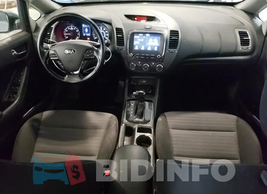 3KPFL4A78HE156018 Photo# 8